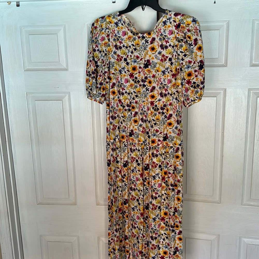 Old-Navy Flowery Patterned Midi Dress Medium Tall